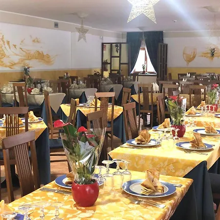 Park Il Poggio מלון 3*