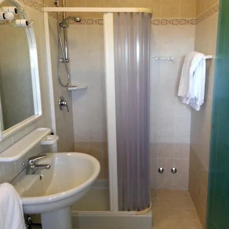 Park Il Poggio מלון 3*