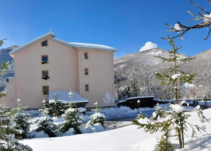 Park Il Poggio מלון Montone (Abruzzo)