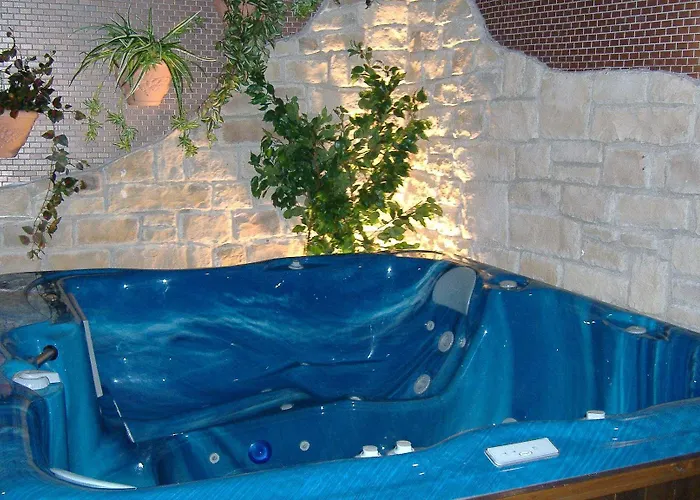 Park Il Poggio 3* Montone (Abruzzo)