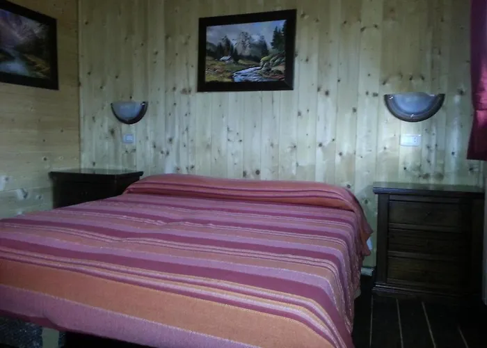 Park Il Poggio מלון 3*